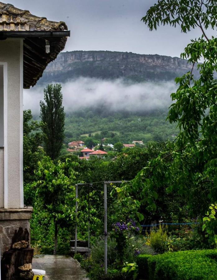 Madara Omaya Guest House Екстериор снимка